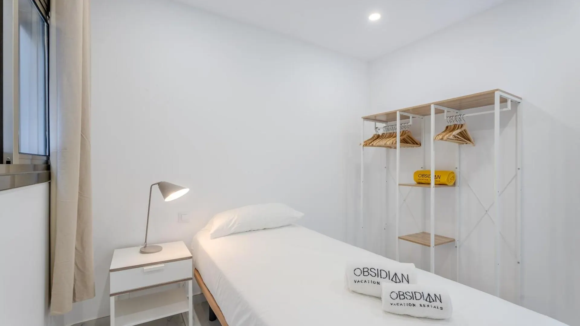 Obsidian Ocean Blue Radazul Apartment
