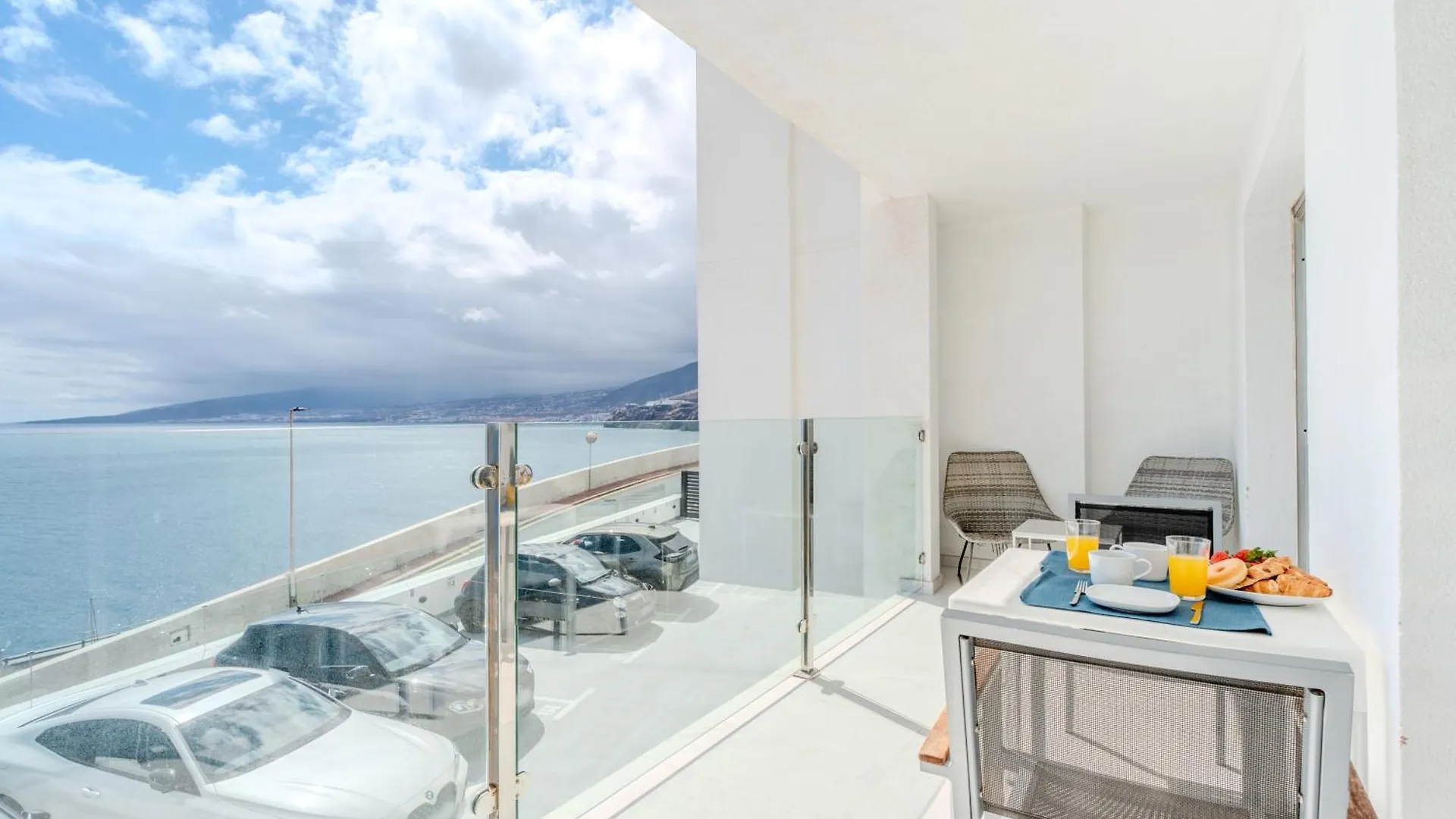 Obsidian Ocean Blue Radazul Apartment 0*,  Spain